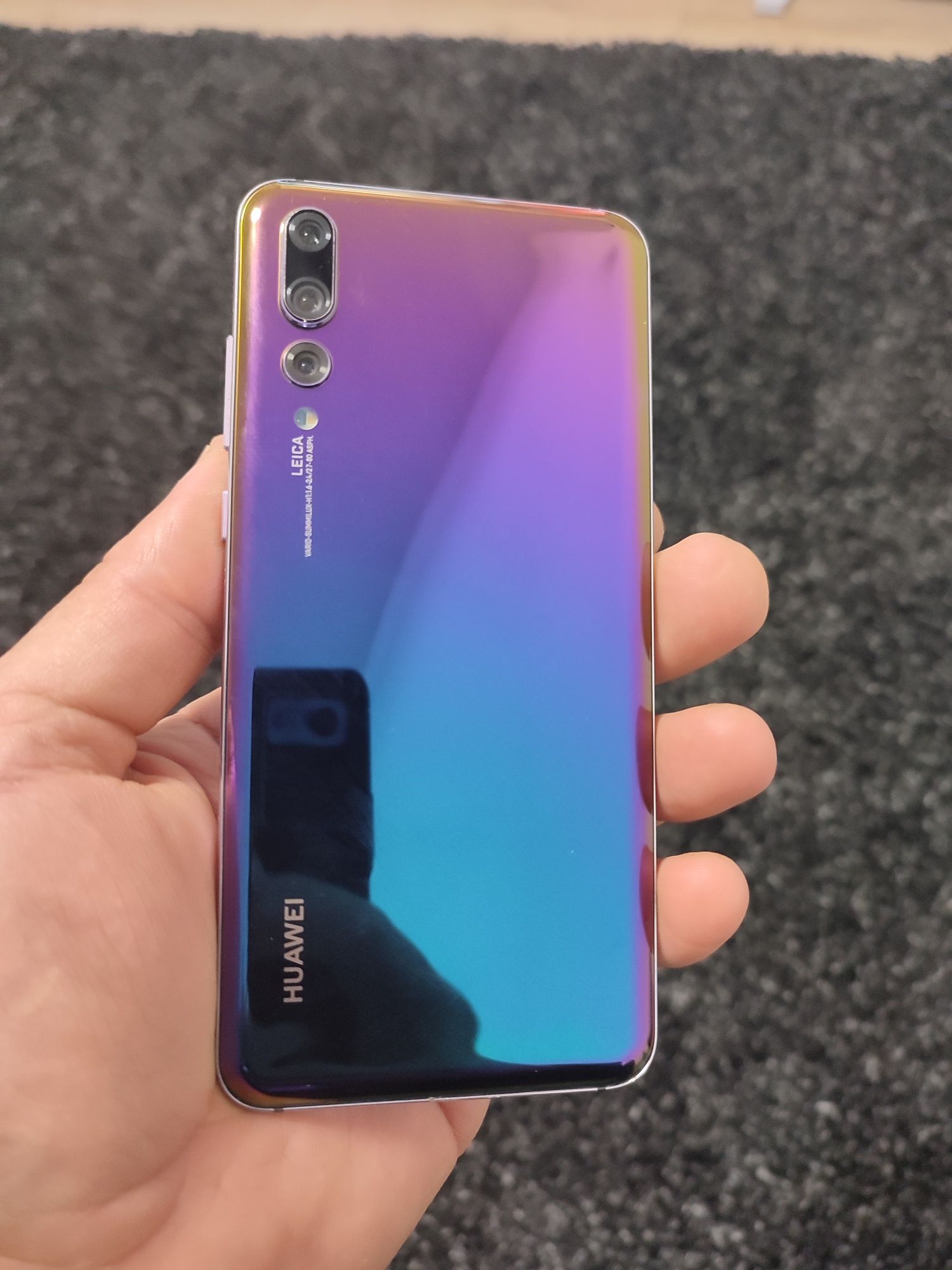 Huawei p20 pro , in stare perfecta