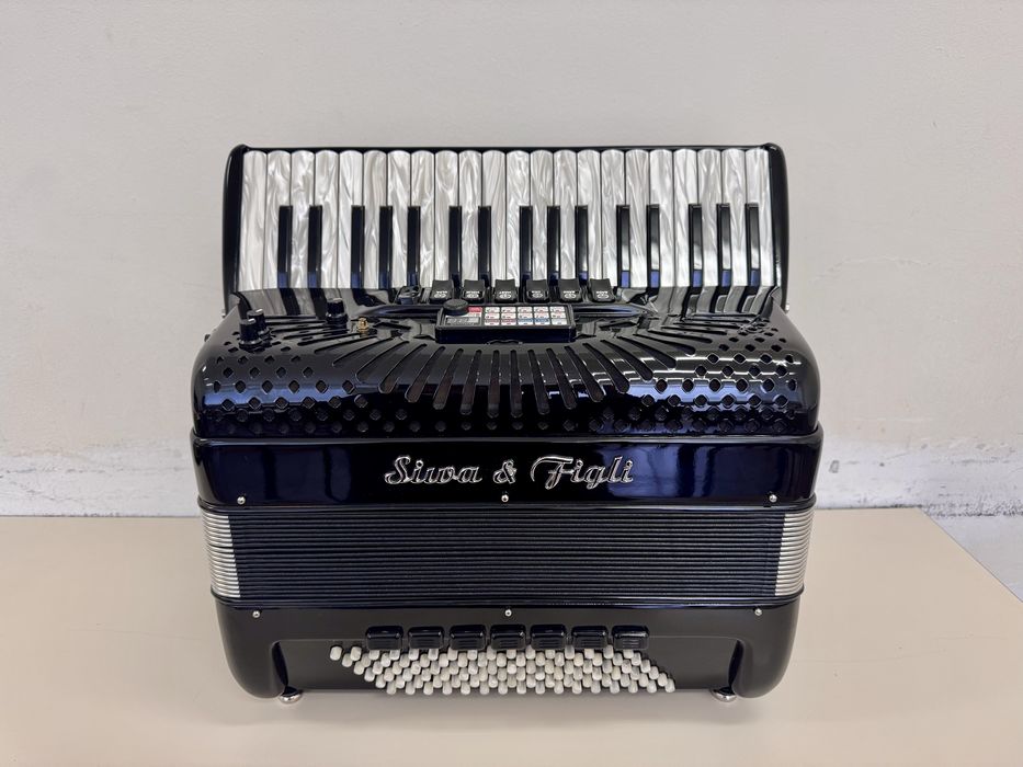 Акордеон Siwa i Figli - акустичен  с MIDI система Juzisound