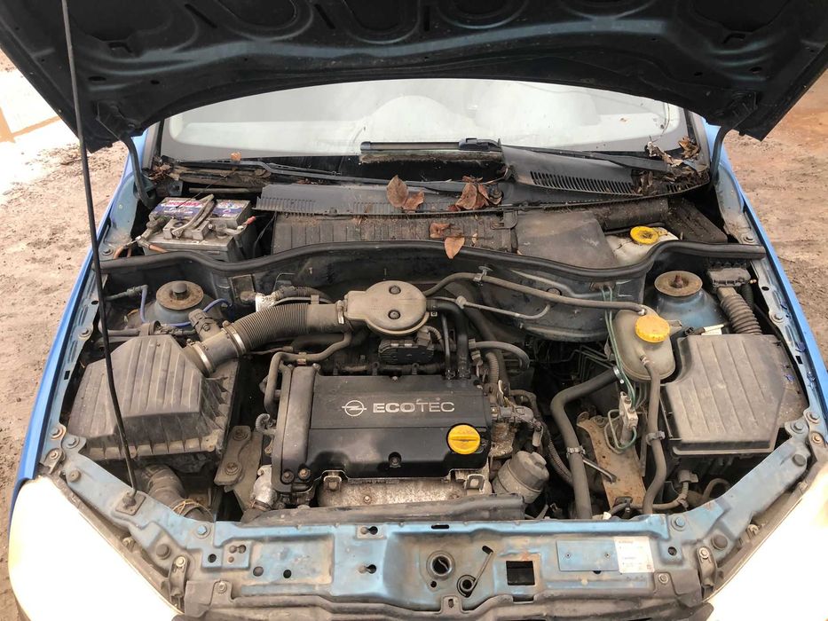Piese dezmembrari Opel Corsa C  3-usi 1.2i Z12XE (75 hp)