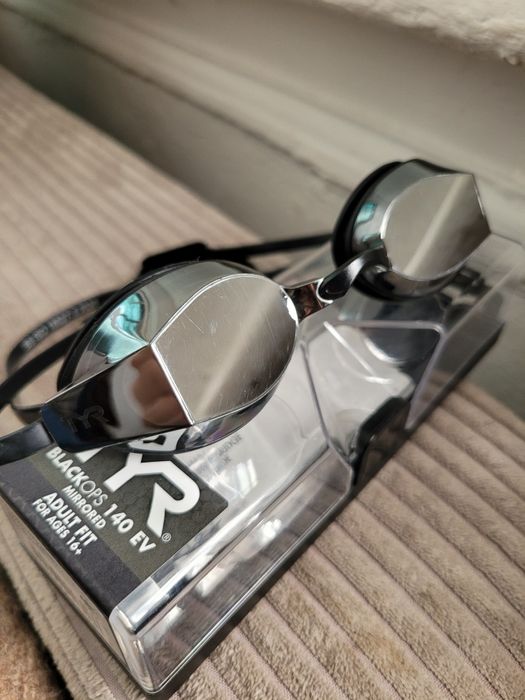 Очила за плуване tyr