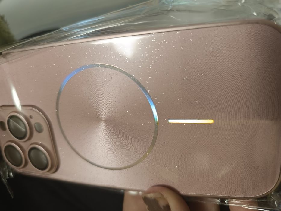 Husa iPhone 16 pro noua roz cu sclipici magnetica și încărcare wireles