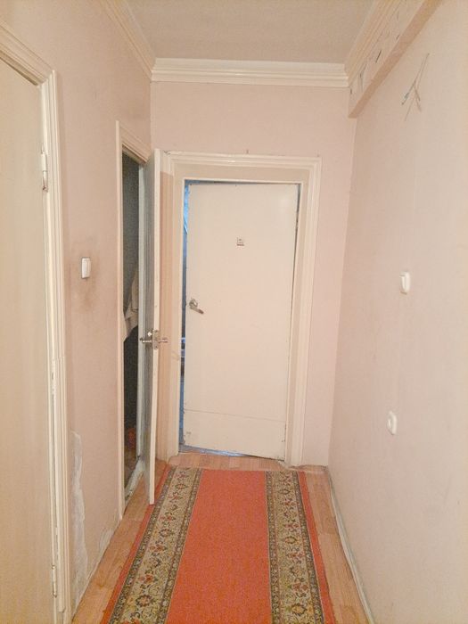 Продаётся Своя квартира куйлюк базар 3 /3/12 напротив строительного ры