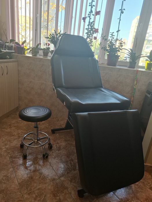 Черна кушетка + стол