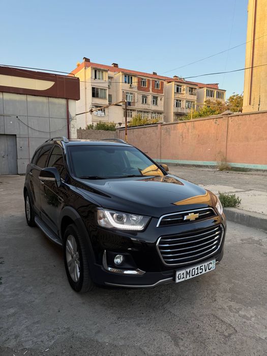 Captiva 4 rangi qora 2016