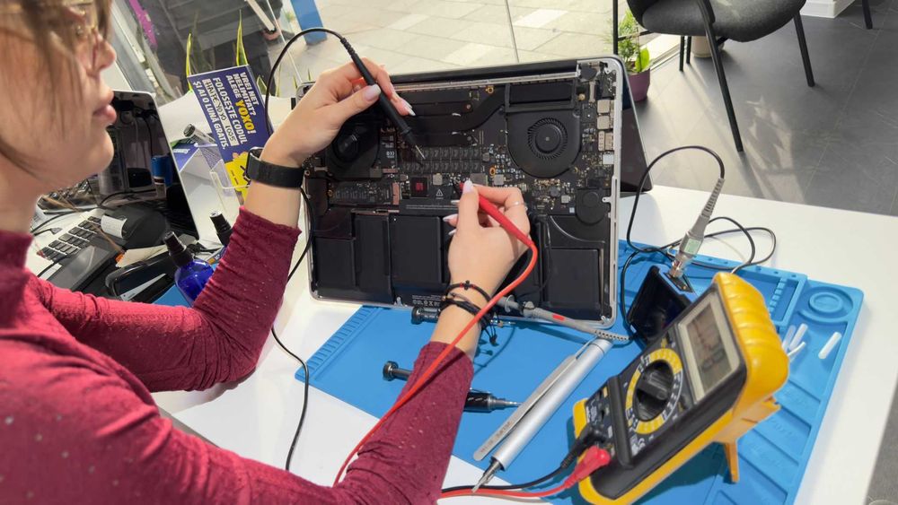 Reparații Profesionale MacBook & Laptopuri Apple Cluj-Napoca