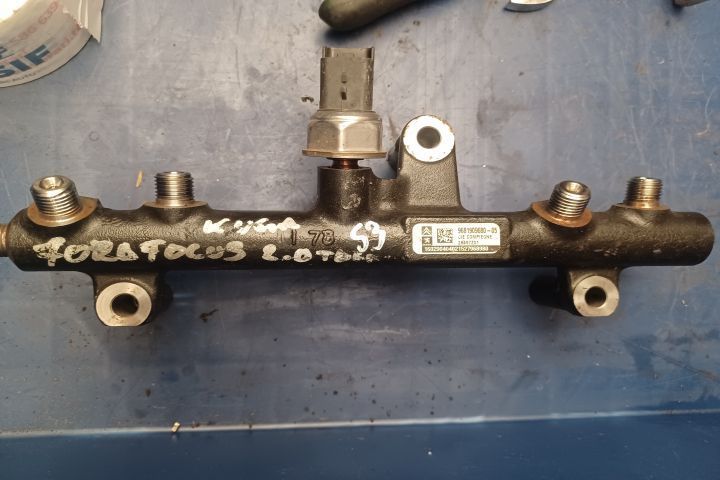 Rampa injectoare 9681909680 05 08497Z01 2.0TDCI Ford Kuga 1 [2008 - 2