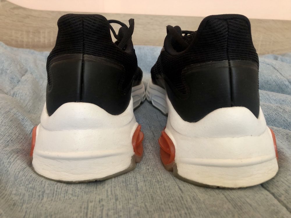 Маратонки Adidas