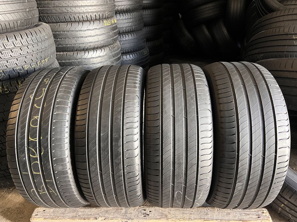 4 anvelope vara 235/45/17 , Michelin !