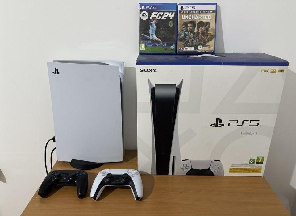 PS5 с 2 джойстиками + игры + подписка Deluxe до декабря