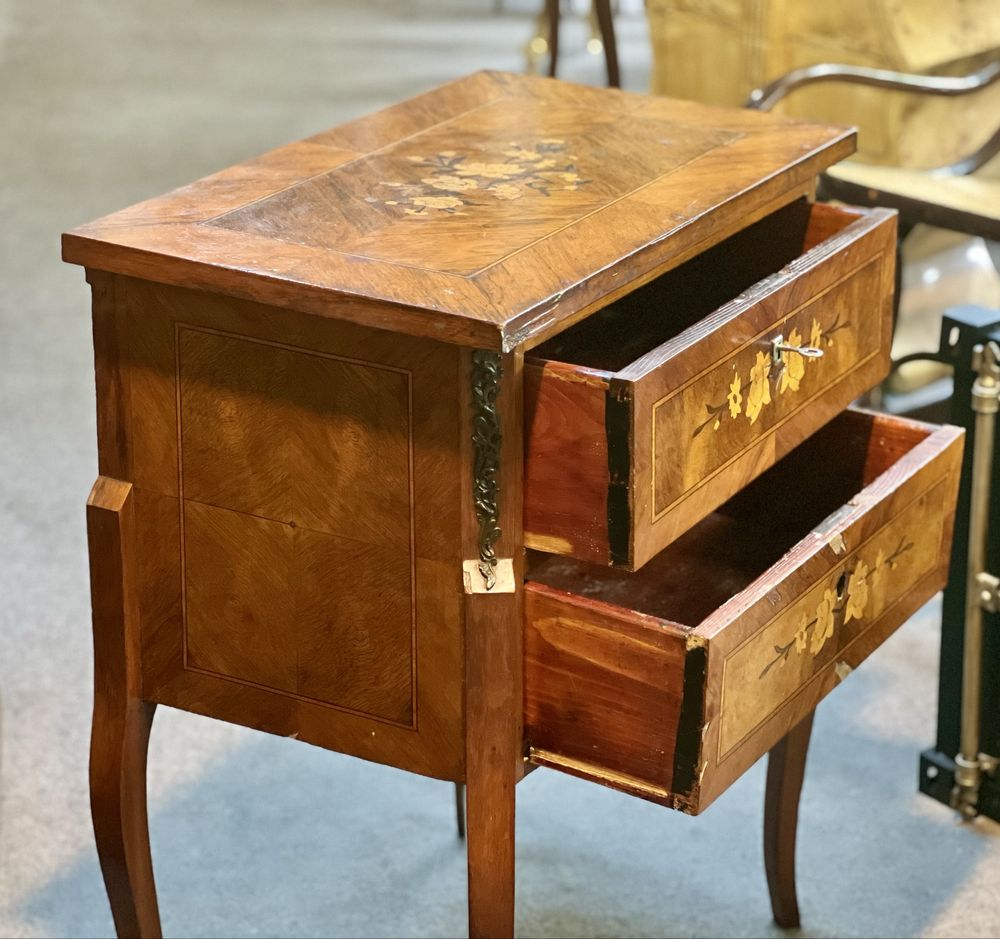 Comodă veche Louis XV *** vintage / antic / vechi / retro ***