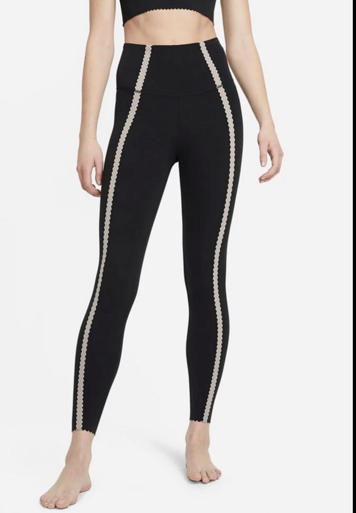 Клин Nike Yoga Luxe XS