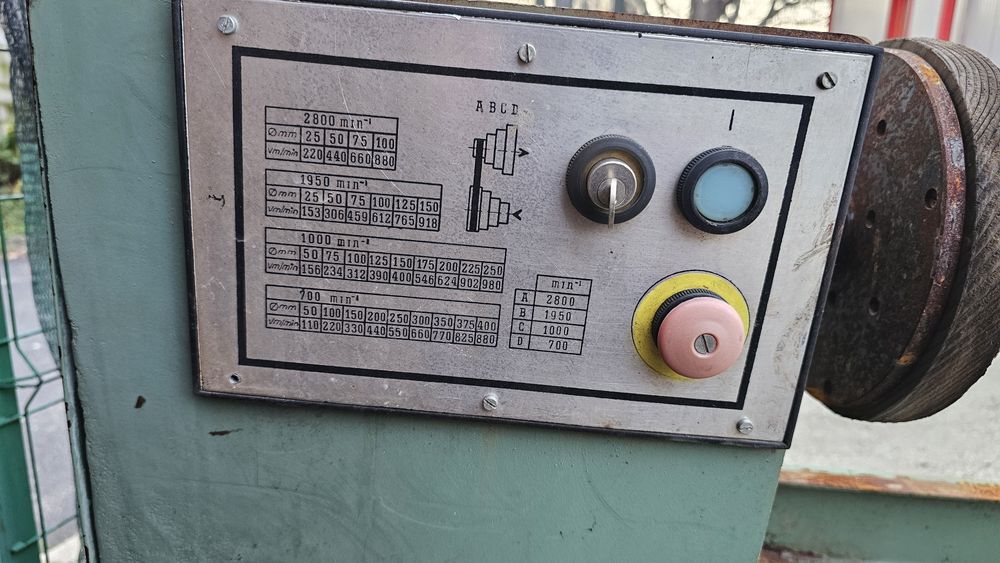 Дърводелски струг Hobby 8