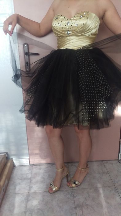 Абитуриентска/официална рокля