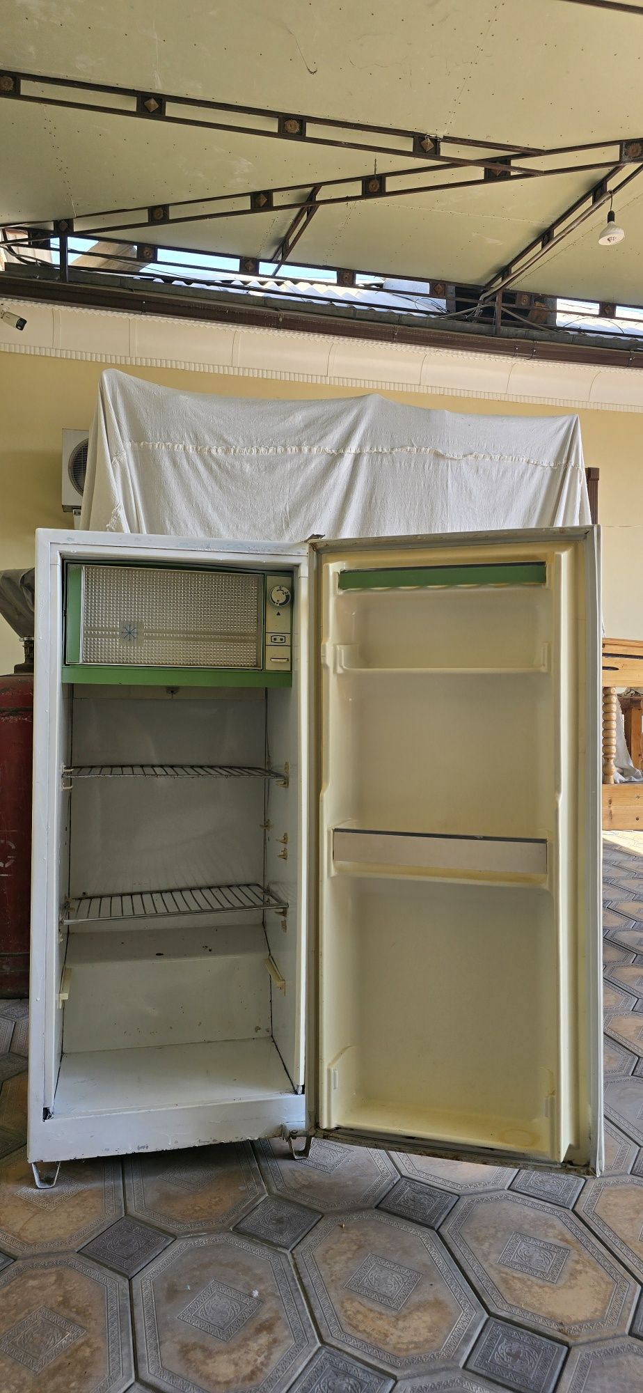 Холодильник Саратов