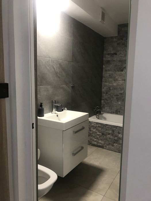 Dau in chirie apartament 2 camere in Bucla