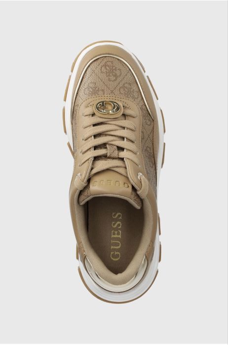 Vând sneakers din colecția Guess