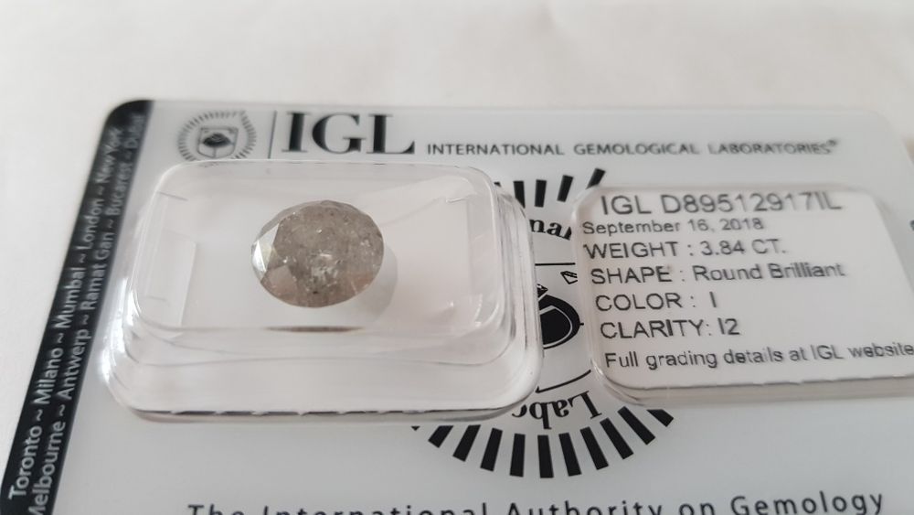 Diamante naturale deosebite. Lot diferite carate