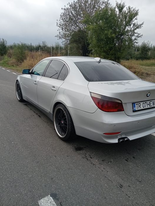 Vând BMW 530,an 2005