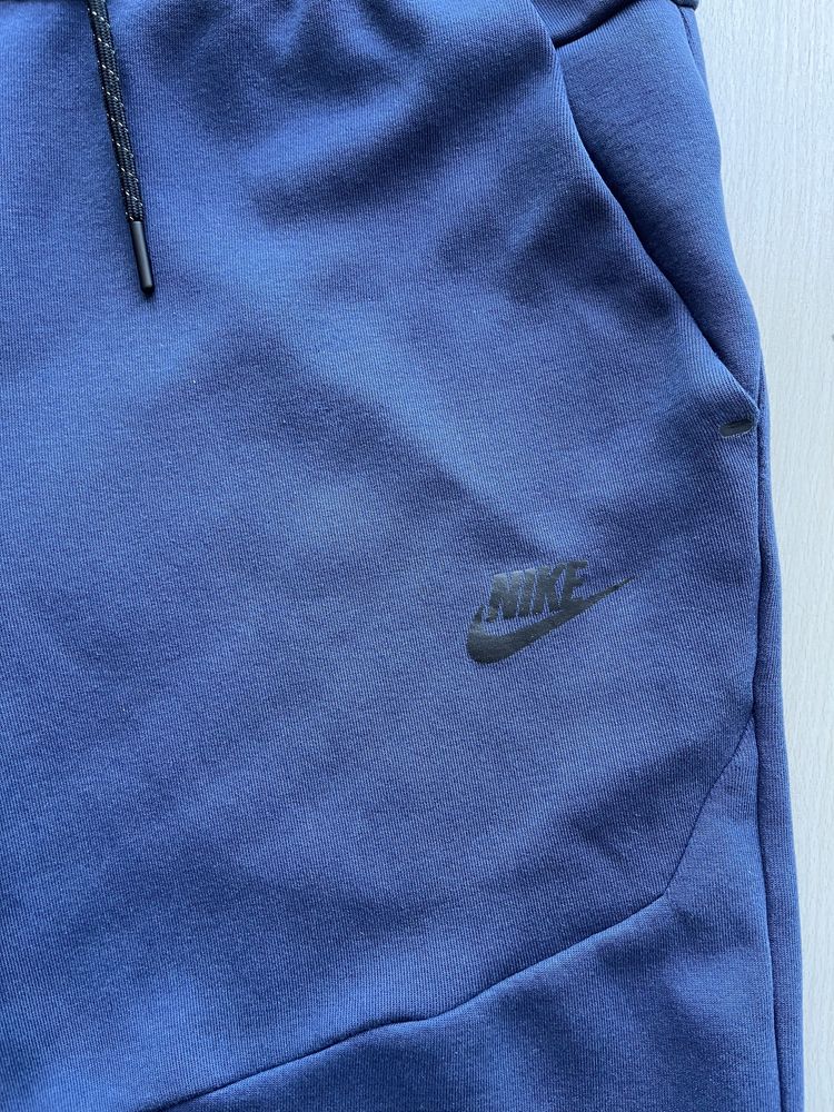 Оригинален Nike Tech Fleece Navy Blue