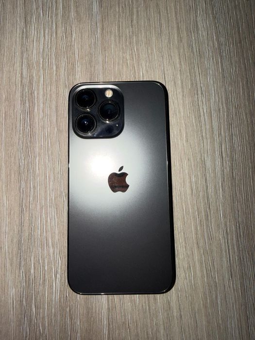 iPhone 13 Pro – Stare impecabilă, fără zgârieturi