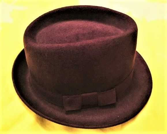 Pălării “retro” din fetru MOV sau NEGRU_brand BATA_Italia_m58