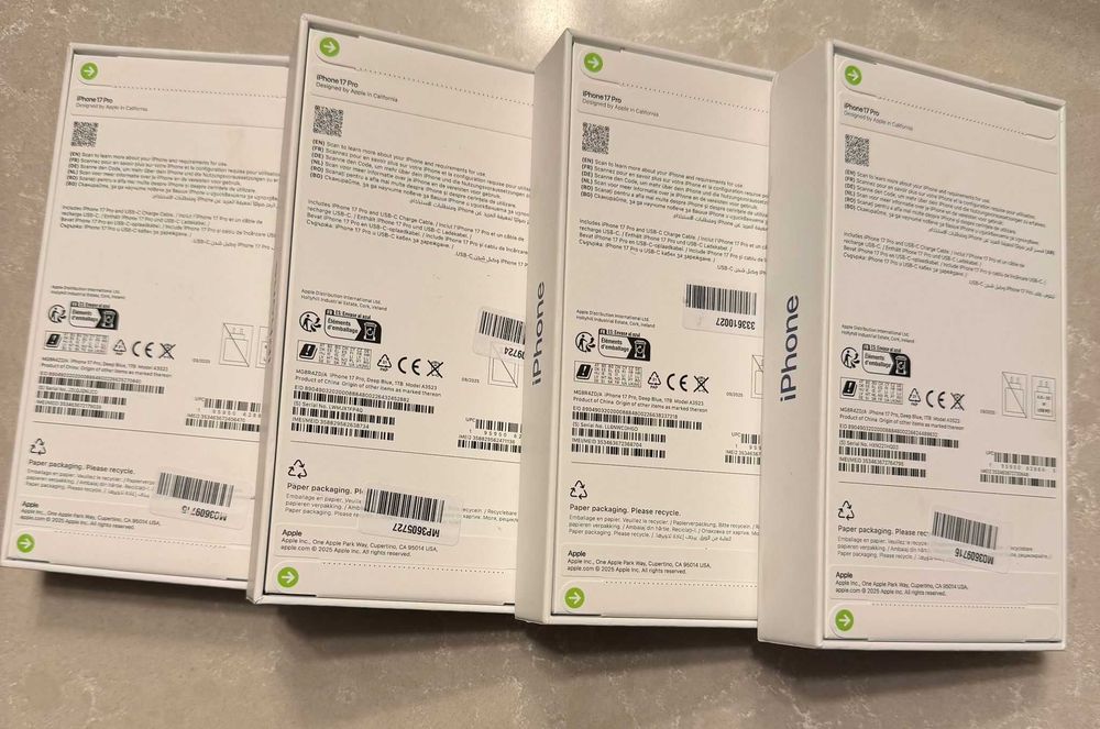 iPhone 17 Pro, 1 terra, Deep Blue - In stoc azi