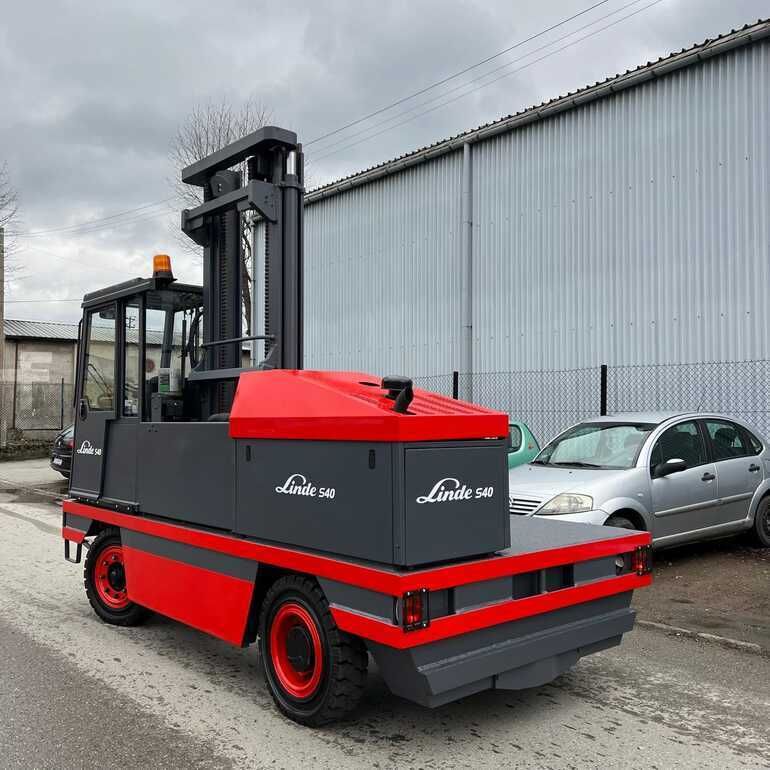 Stivuitor Lateral 4,0 tone Motostivuitor 4000 kg DIESEL