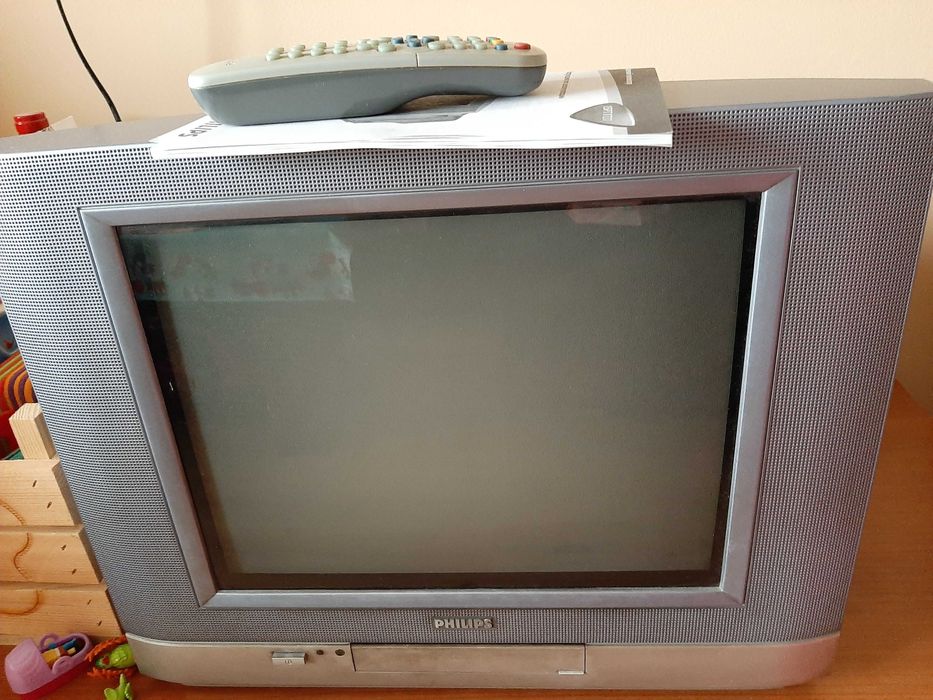 Телевизор Philips 14 инча