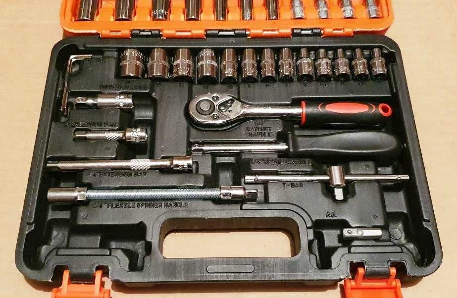 Набор инструментов CR-V 53 предмета