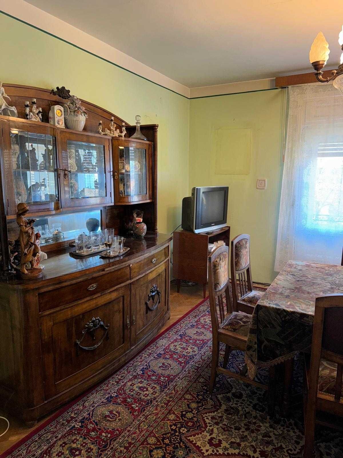 Inchiriez casa 5 camere zona ultracentrala