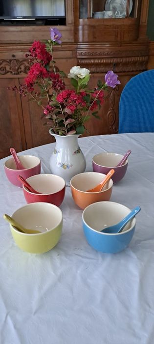 Керамични купички с лъжички