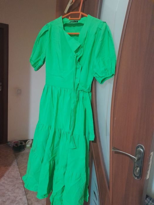 Платье почти новый продам