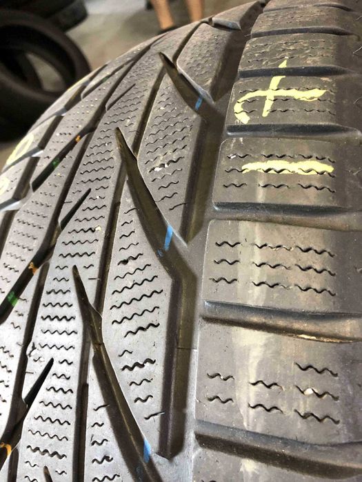 SET 2 Anvelope Iarna 215/50 R18 TOYO Snowprox S953 92V