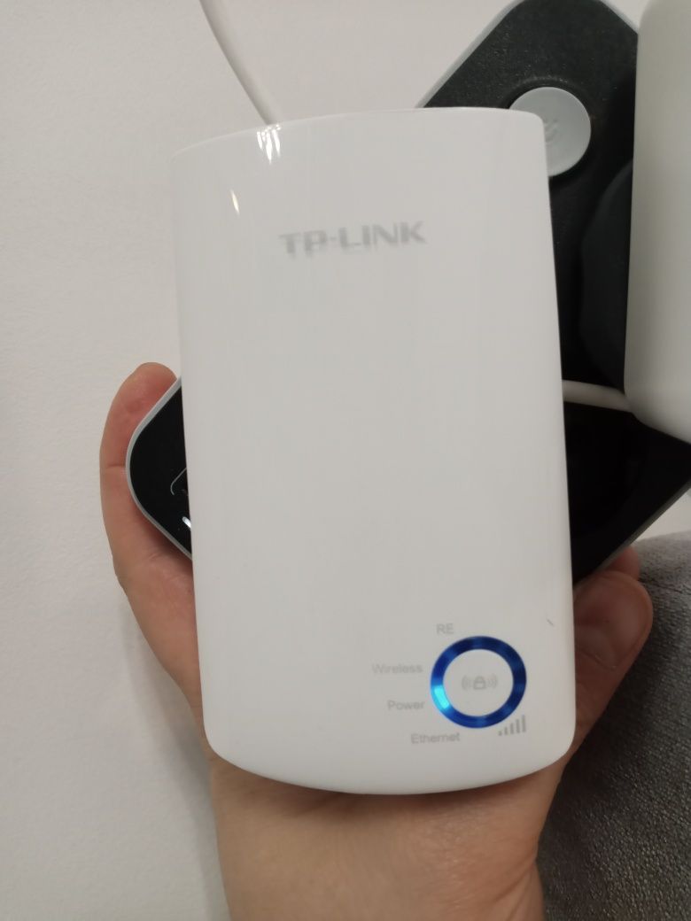 Усилитель сигнала Wifi Tp Link модель TL-WA850Re ver:2.0