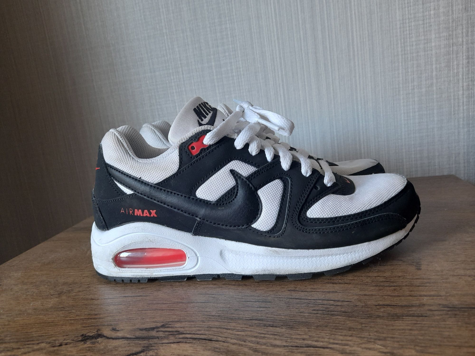 Nike Air max Command маратонки 39 номер.