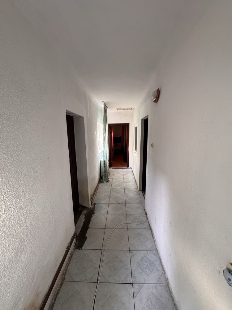 Vand casa zona centrala