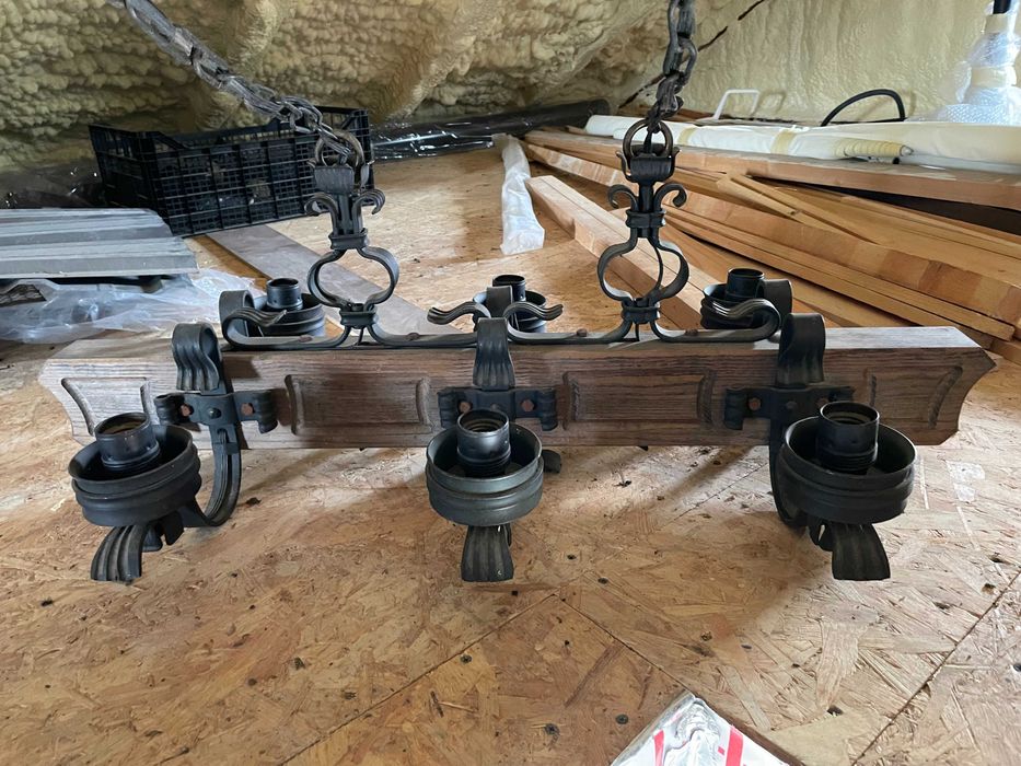 lustra , candelabru rustic vintage  cu 6 abajururi