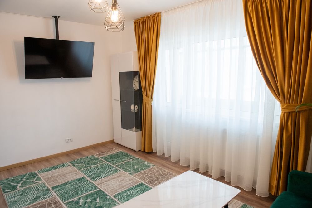 Inchiriez apartament 2 camere regim hotelier Piatra Neamt zona Mall