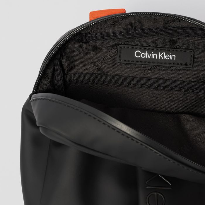 Оригинална мъжка чанта Calvin Klein K50K509560