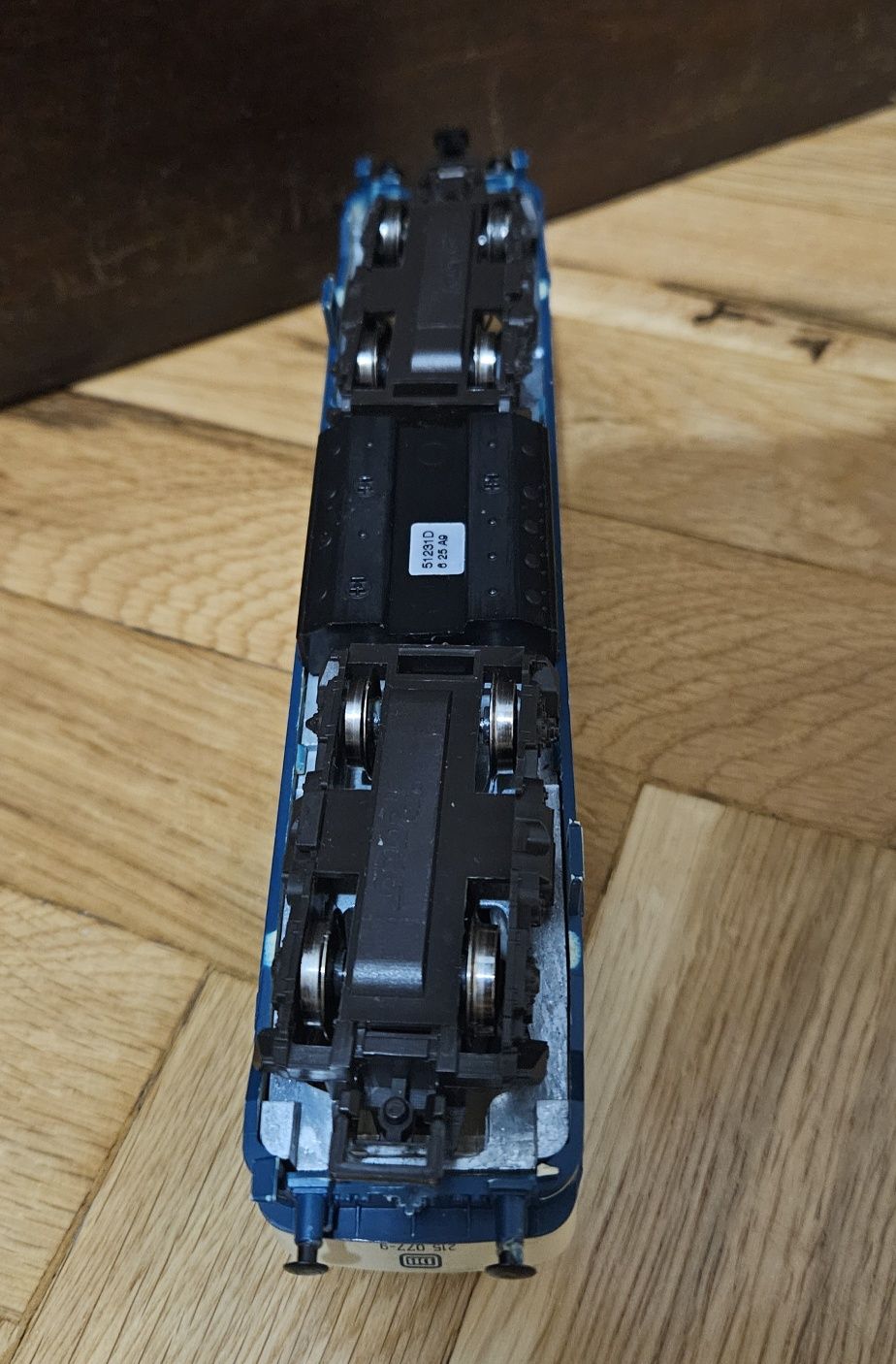 Аналогов локомотив Roco BR 215 077-9 на DB 1:87 HO