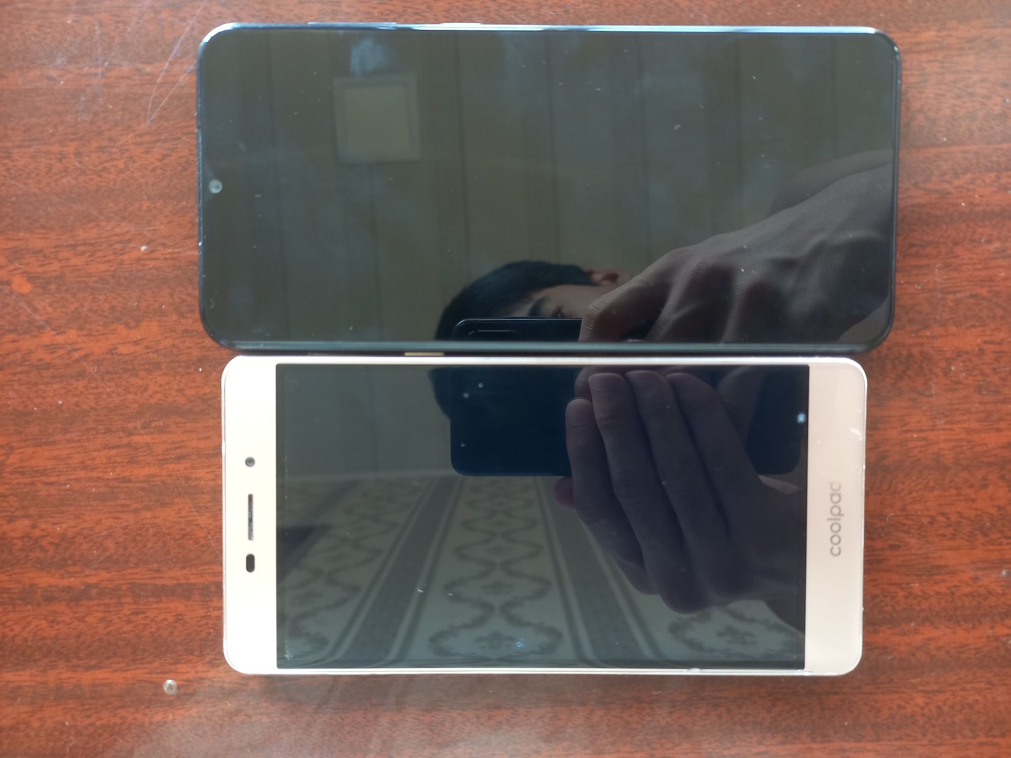 Samsung A04 va CoolPadE502