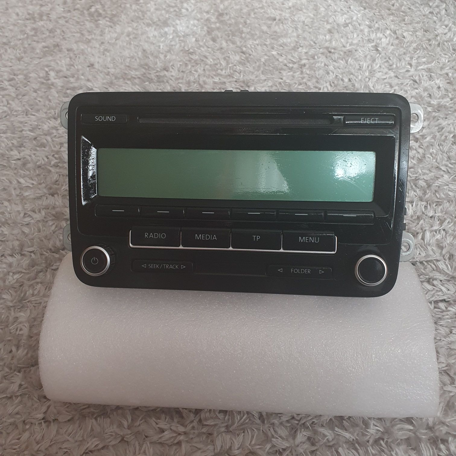 Radio VOLKSWAGEN 6 an 2009, originala