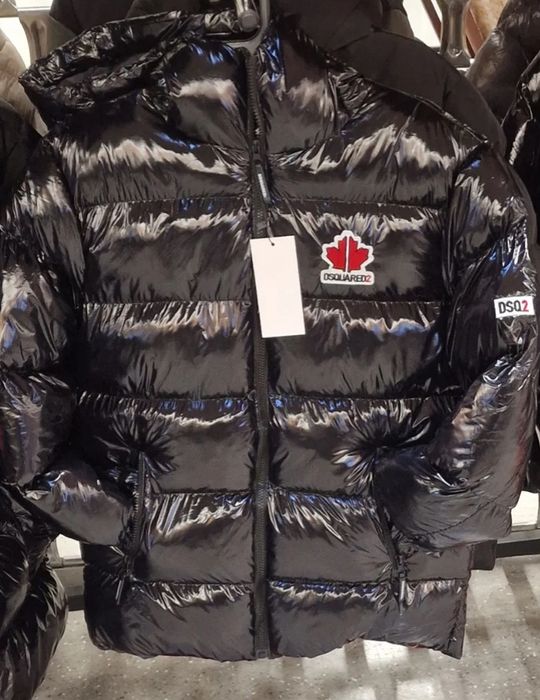 Geaca dsquared2  model 2025