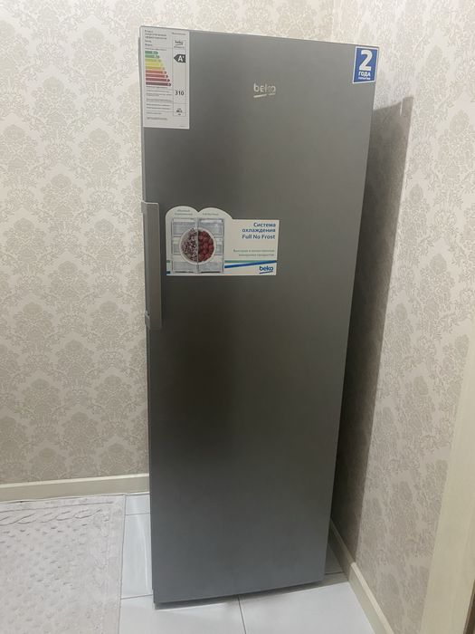 Морозильник вертикальный beko