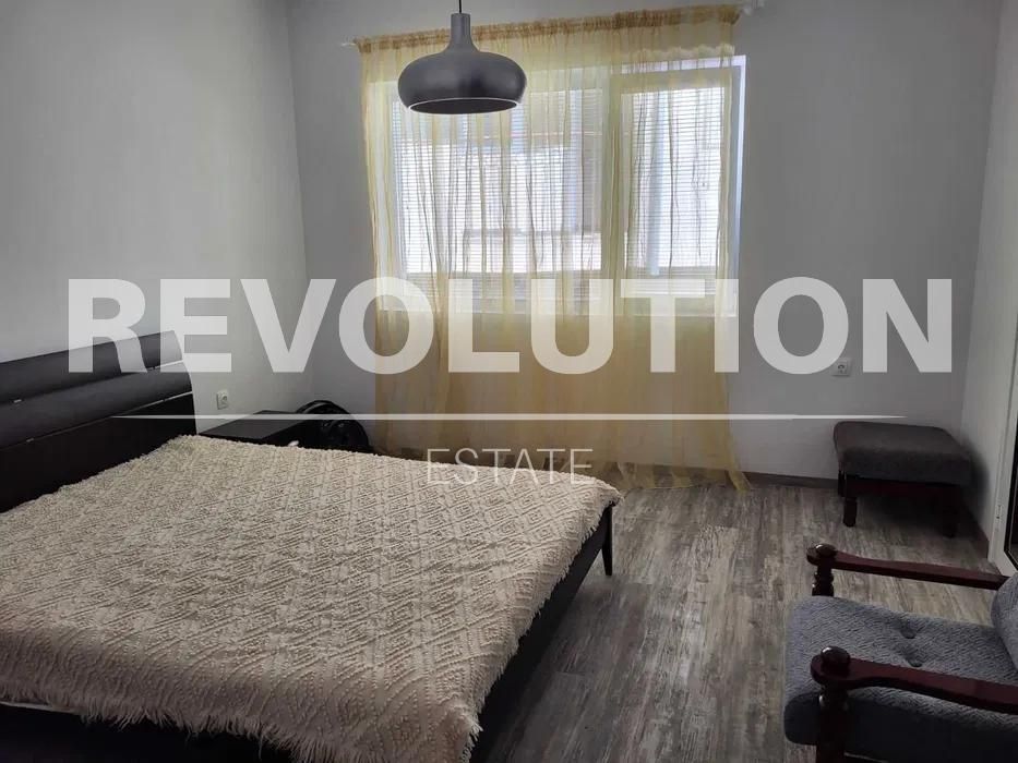 Дава се под наем Двустаен апартамент в Варна, Център - 60 кв.м за 600 € - Снимка #7