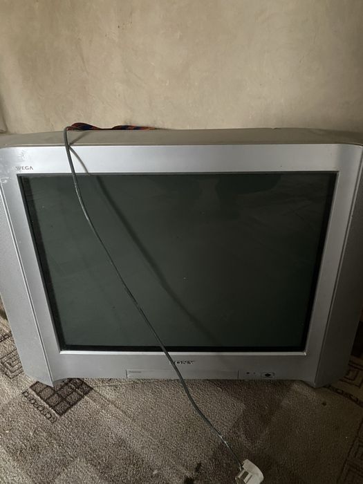 Продаетсья телевизор Sony срочна