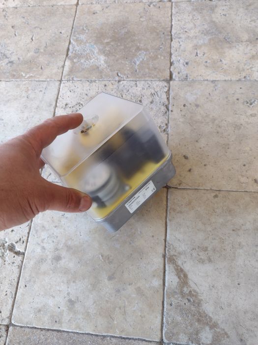 Vând servomotor !(motorizare)