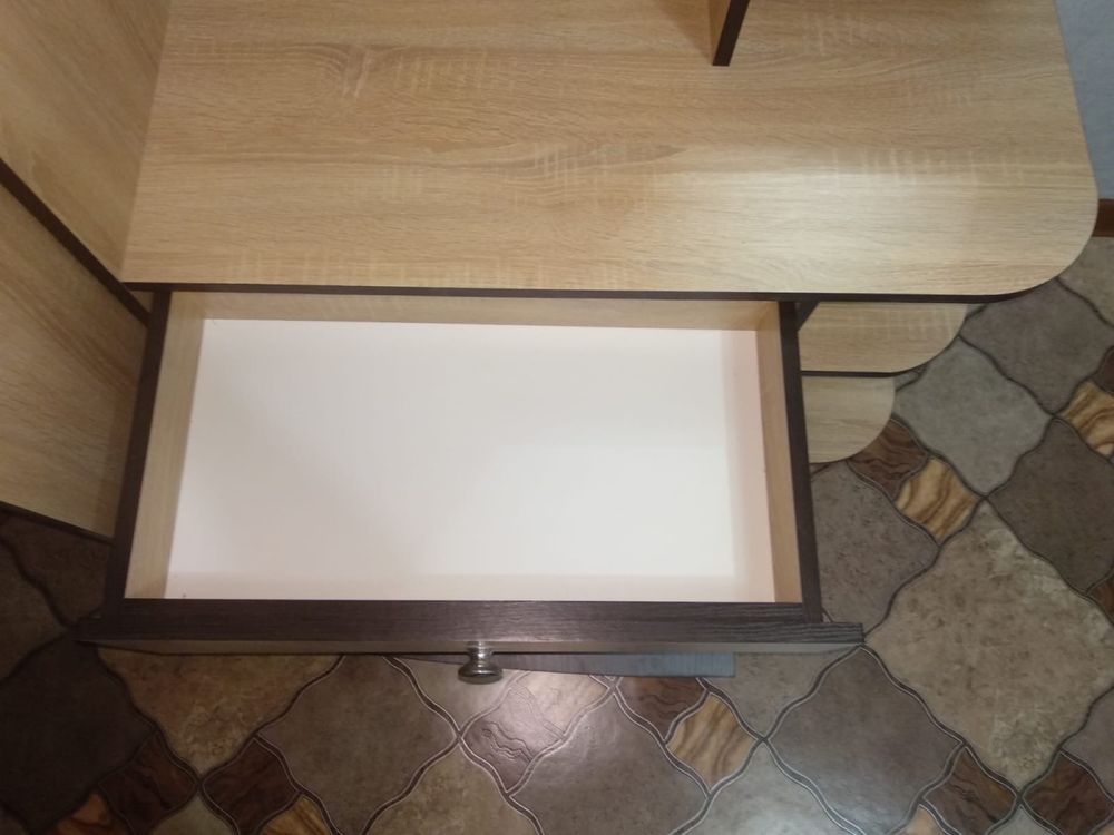 Продам шкаф в прихожую