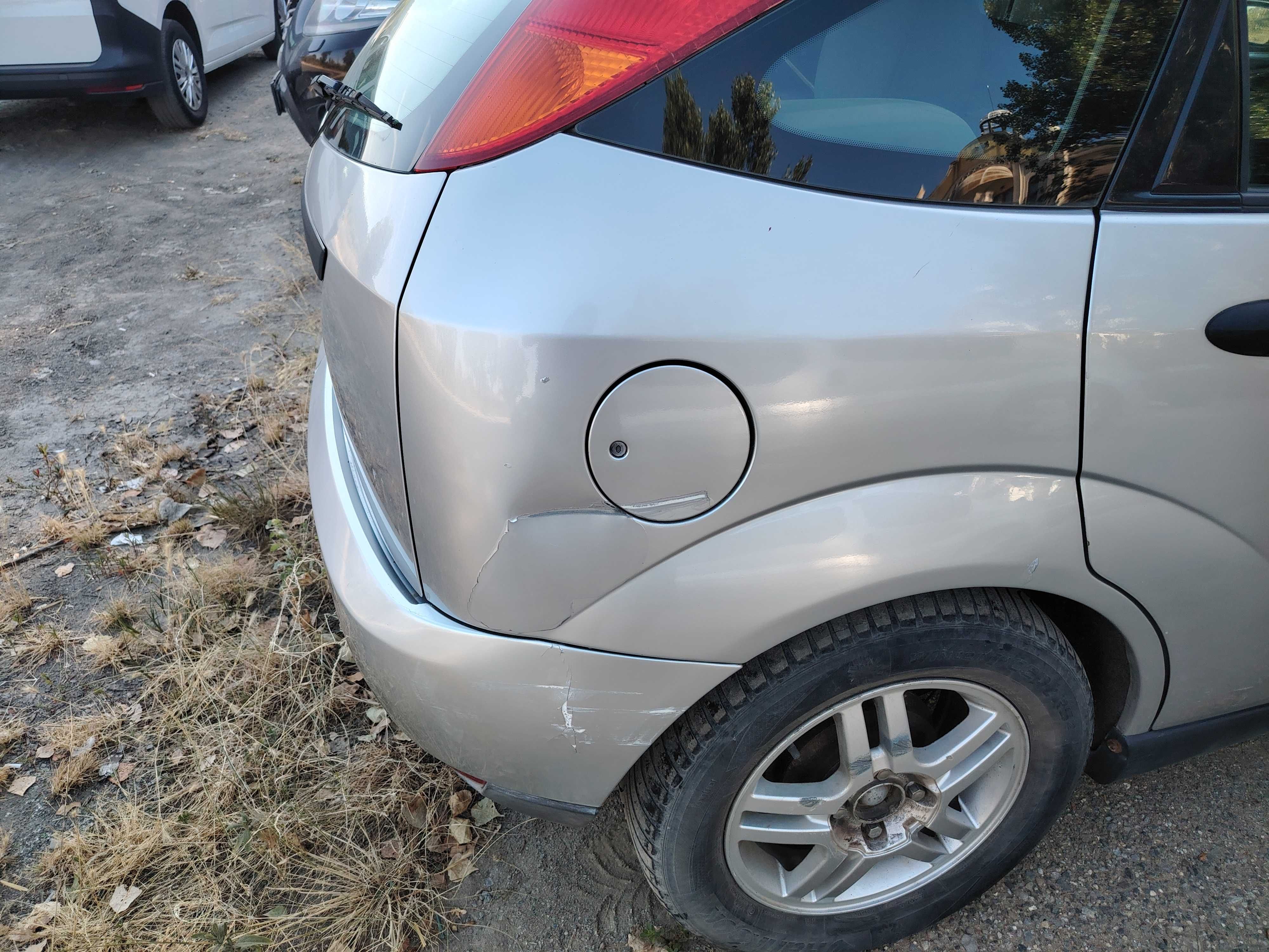 Ford Focus 1.6 бензин