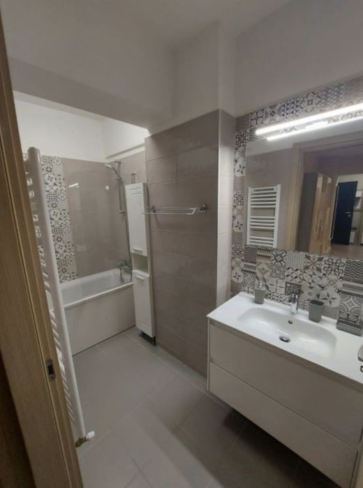 Regim hotelier Conest Grand Residence 1 cam cu loc Parcare